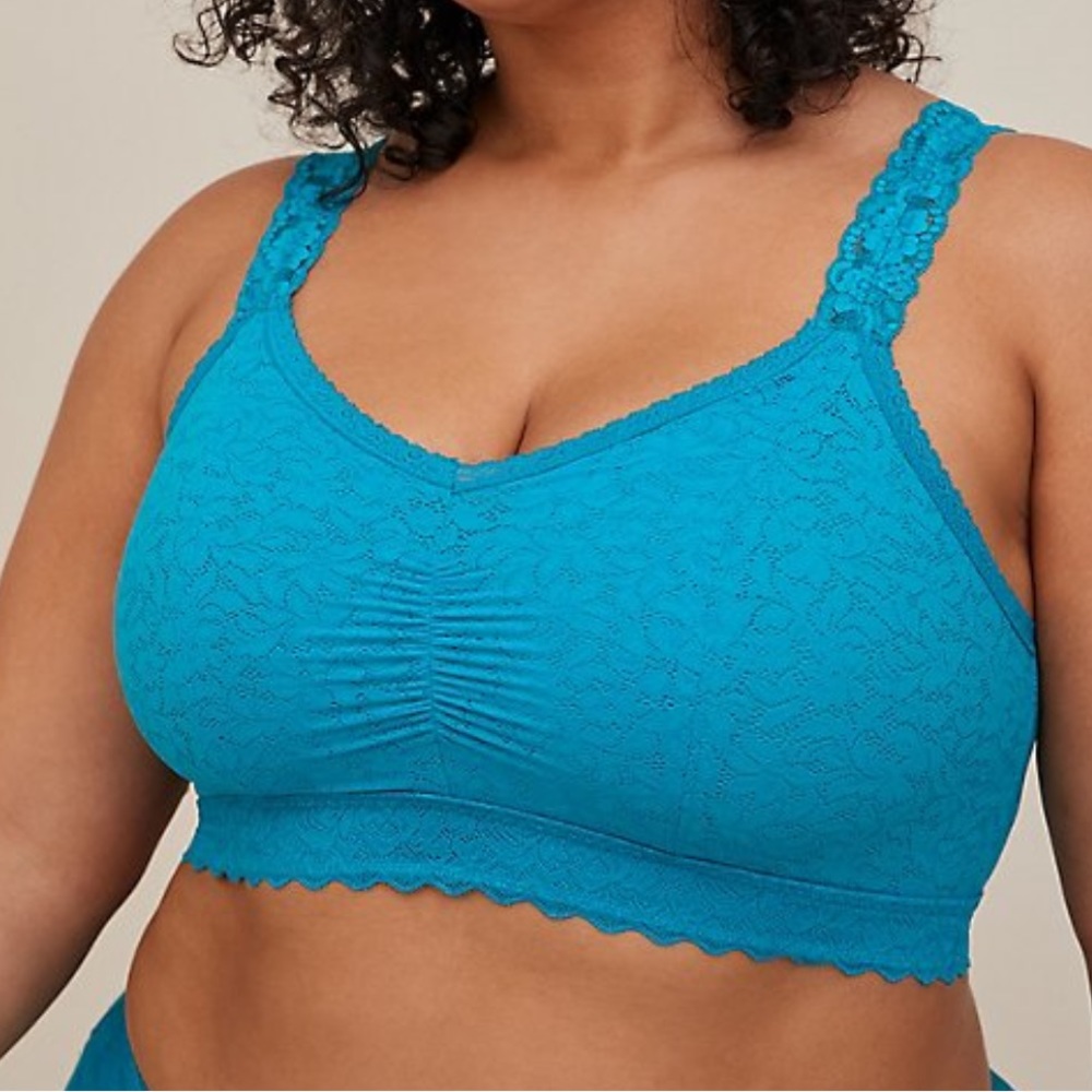 Torrid blue lace bralette 4 way stretch NWT 1X 14/16 plus size wireless